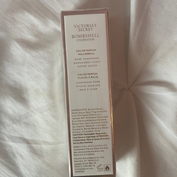 VICTORIA’S SECRET - Picture 2 of 2